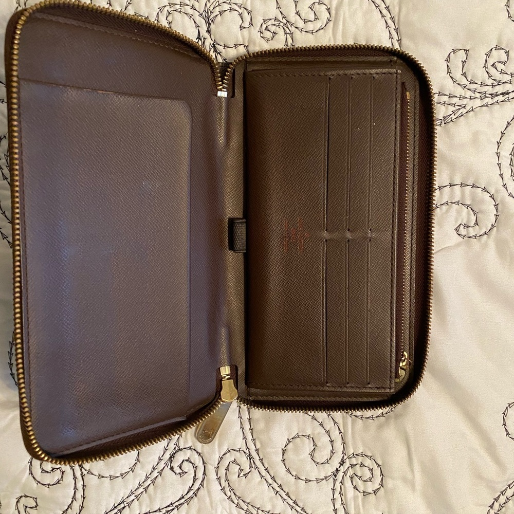 Louis Vuitton Ebene Zip Wallet (open)